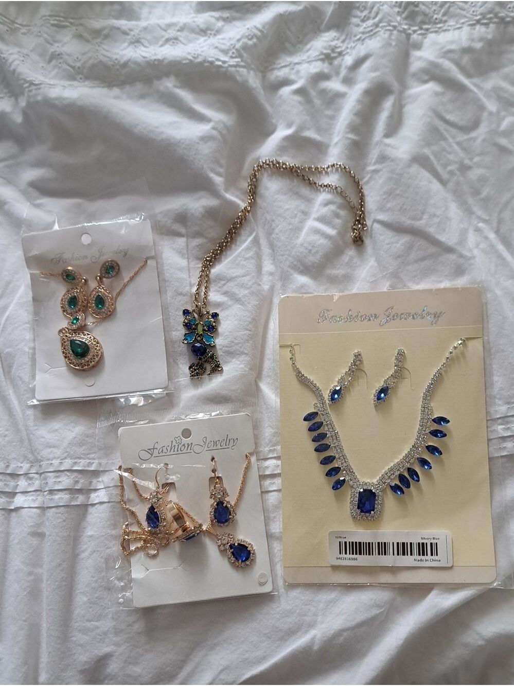 ASST Fashion Jewelry COSPLAY costume stage playhouse sealed butterfly necklace